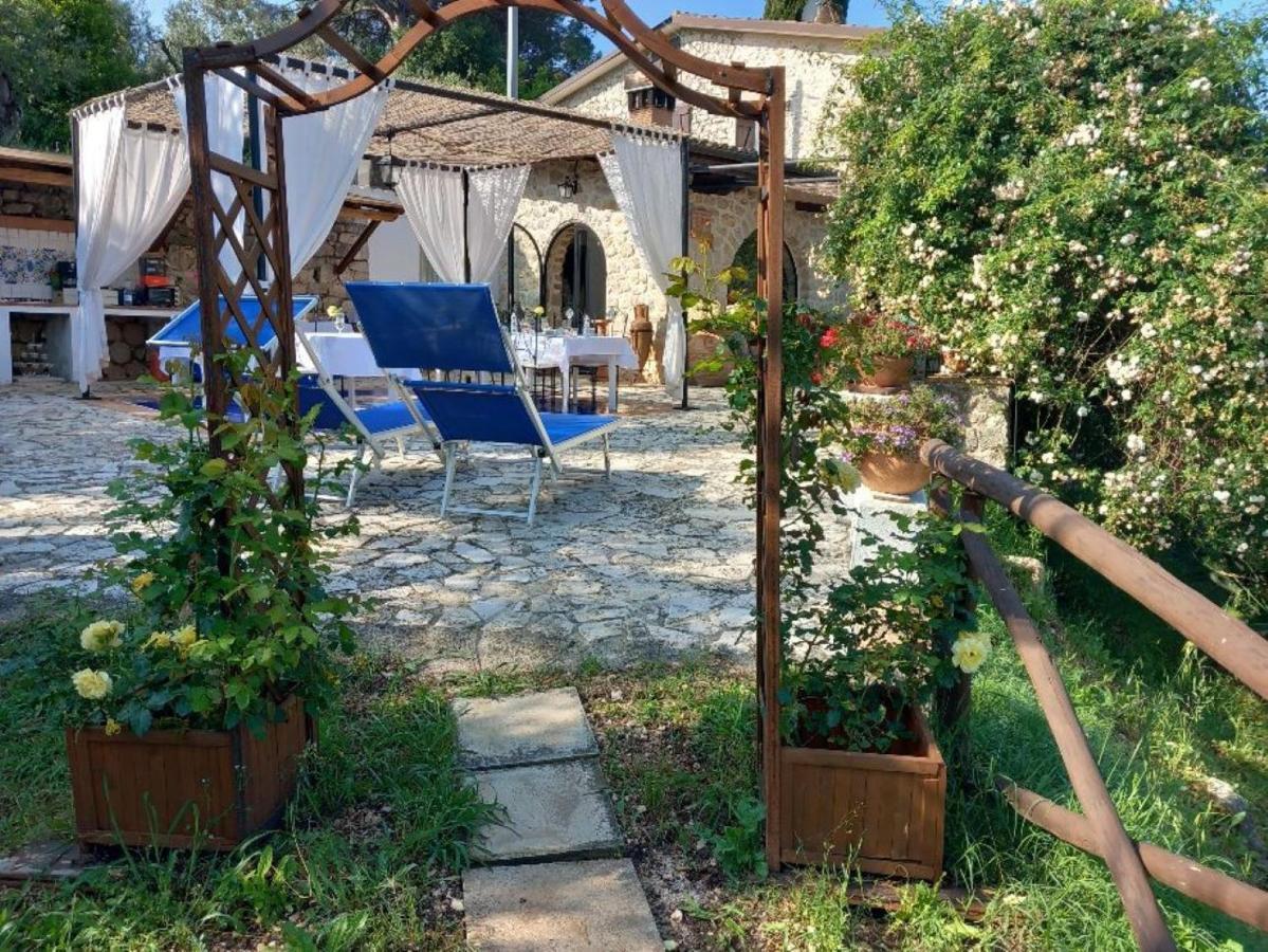 B&B H.M. Sonnino Exterior foto