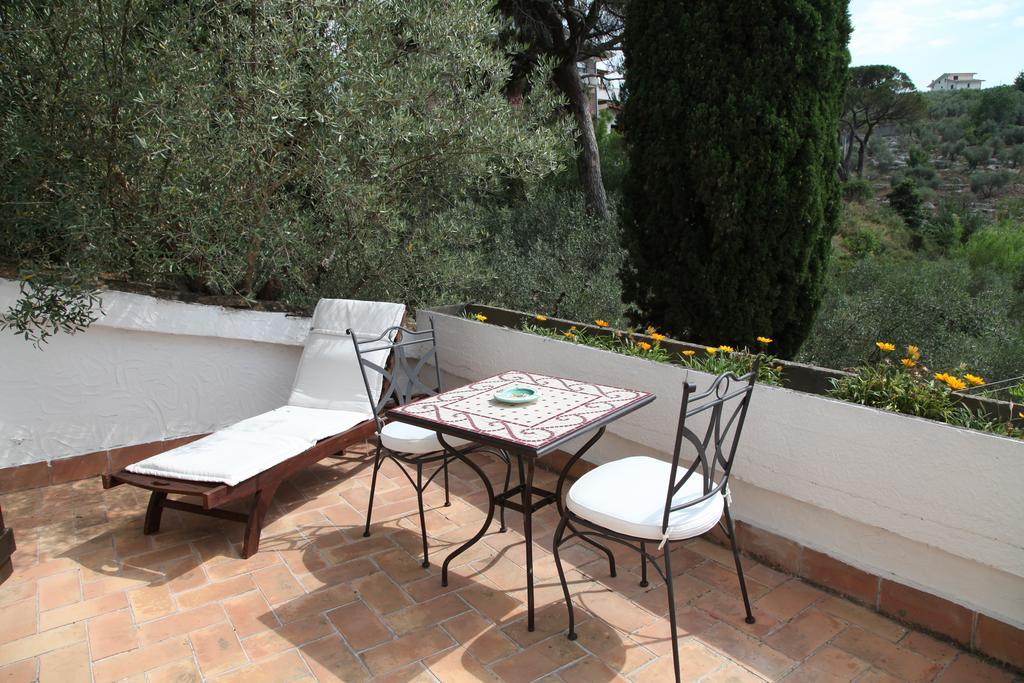 B&B H.M. Sonnino Exterior foto