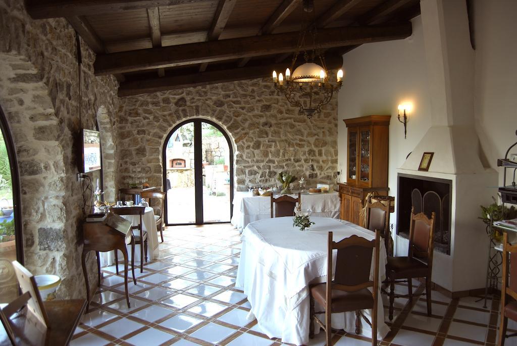 B&B H.M. Sonnino Exterior foto